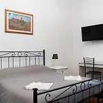Charming Home With Exclusive Courtyard In Center Of Florence
