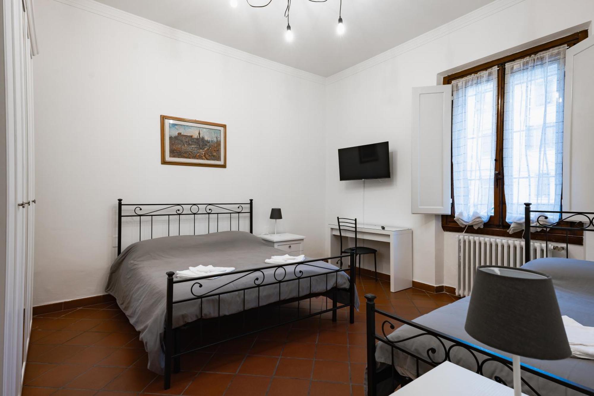 Charming With Exclusive Courtyard In Center Of *